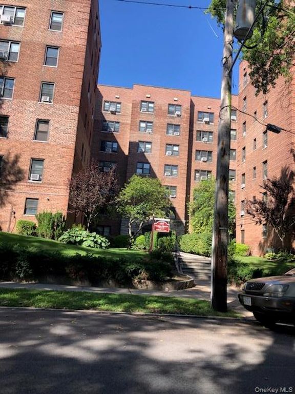 30 Ehrbar Avenue 306, Mount Vernon, NY 10552 — exterior