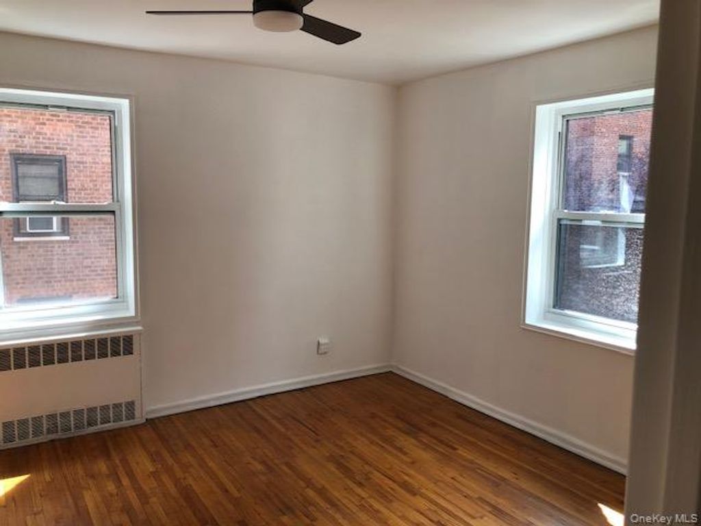 30 Ehrbar Avenue 306, Mount Vernon, NY 10552 — photo 3