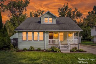 2129 Byrd Drive, Portage, MI 49002