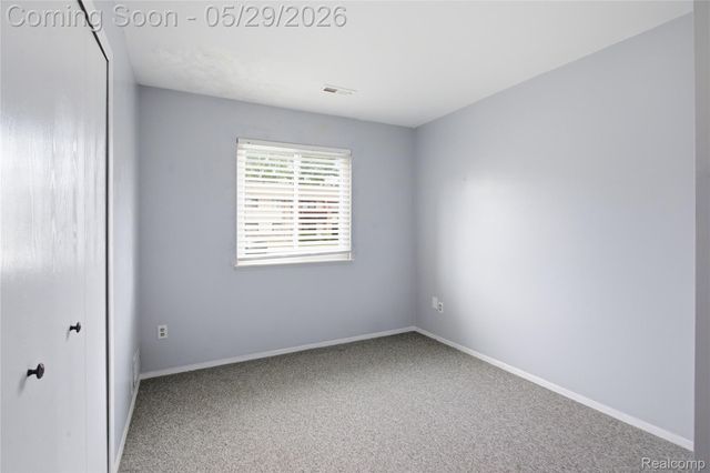 7708 Manor Circle 103, Westland, MI 48185
