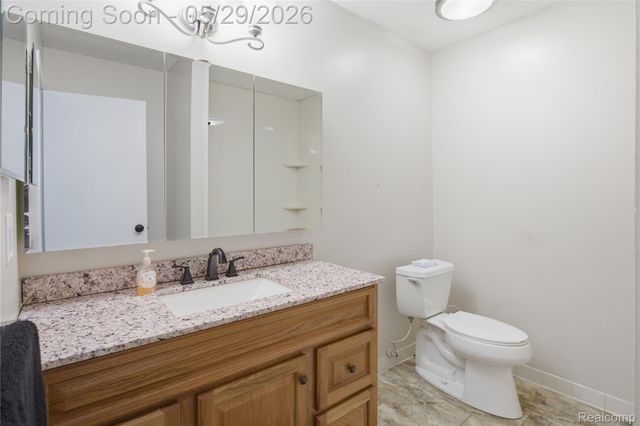 7708 Manor Circle 103, Westland, MI 48185