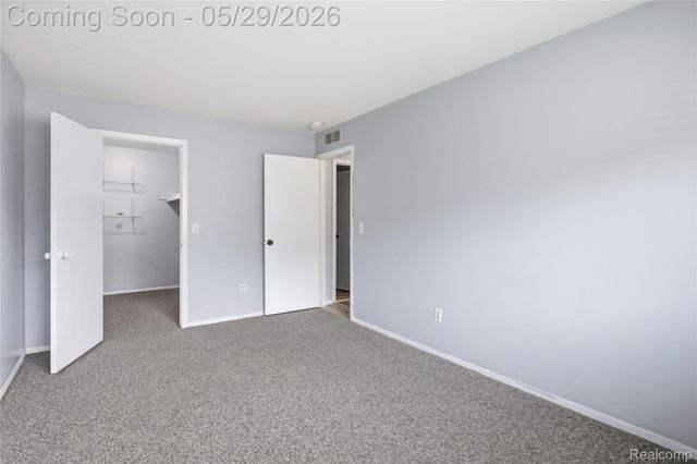 7708 Manor Circle 103, Westland, MI 48185