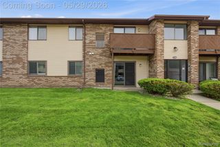 7708 Manor Circle 103, Westland, MI 48185
