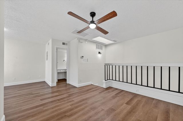 336 Melrose Drive 21D, Richardson, TX 75080