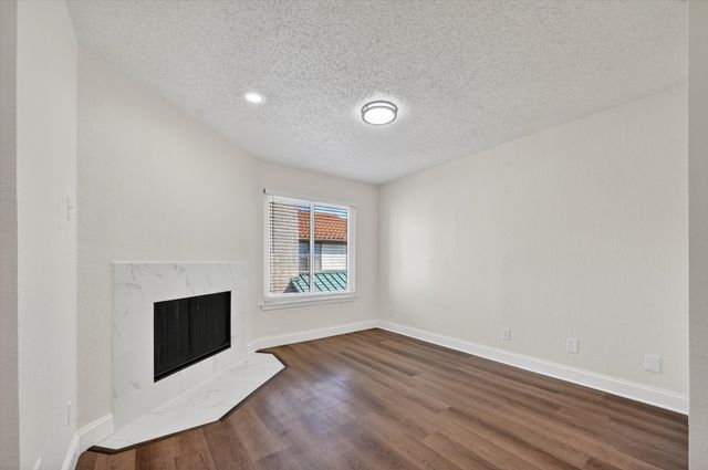 336 Melrose Drive 21D, Richardson, TX 75080