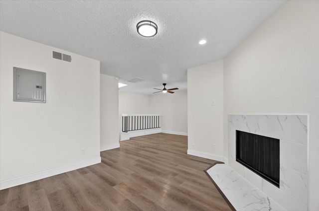336 Melrose Drive 21D, Richardson, TX 75080