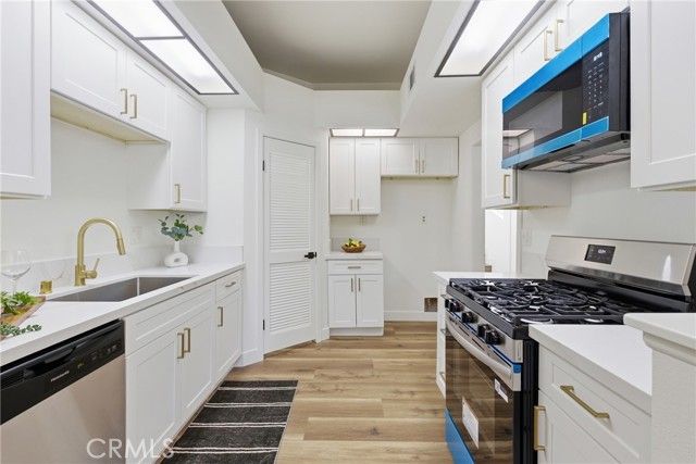 4900 N Grand 103, Covina, CA 91724