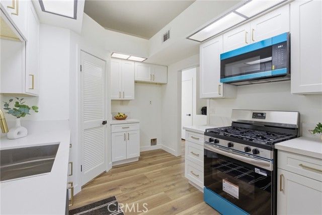 4900 N Grand 103, Covina, CA 91724