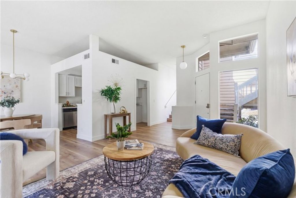 4900 N Grand 103, Covina, CA 91724