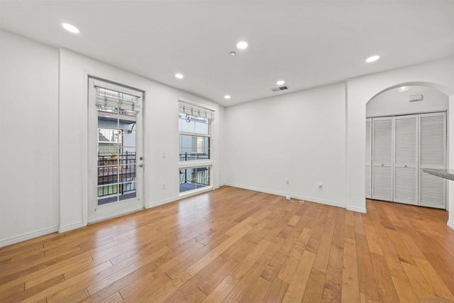 3957 30th 320, San Diego, CA 92104