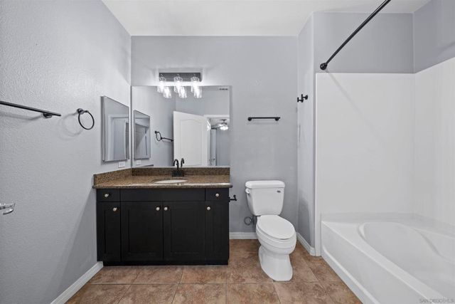 3957 30th 320, San Diego, CA 92104