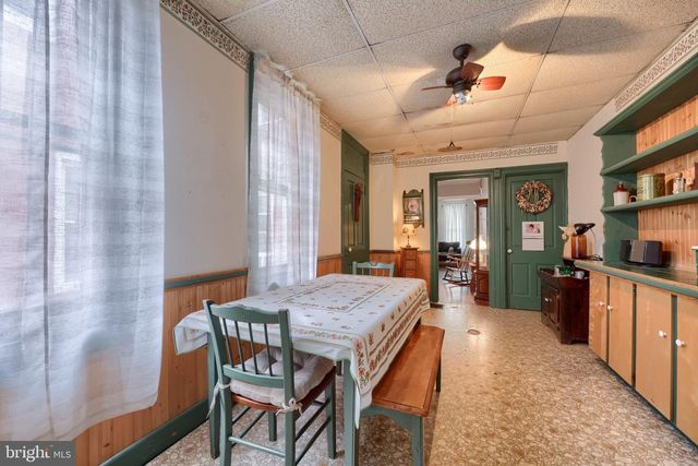 314 PERRY ST, Columbia, PA 17512
