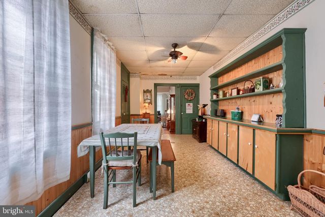314 PERRY ST, Columbia, PA 17512