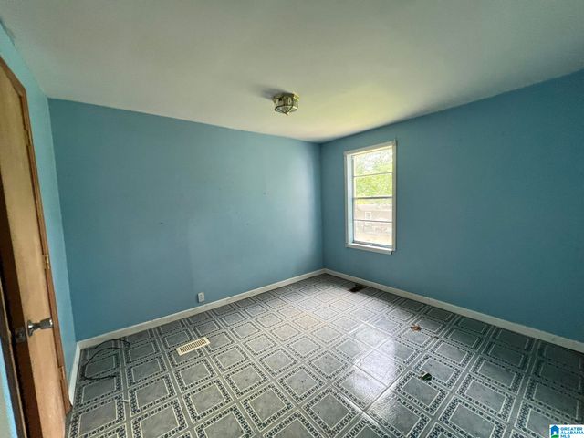 70 LEDLOW ROAD, Warrior, AL 35180