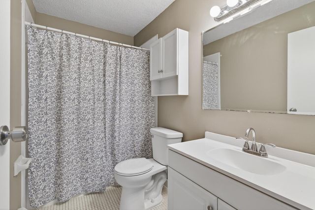 12930 Nicollet Avenue 201, Burnsville, MN 55337