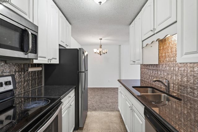 12930 Nicollet Avenue 201, Burnsville, MN 55337