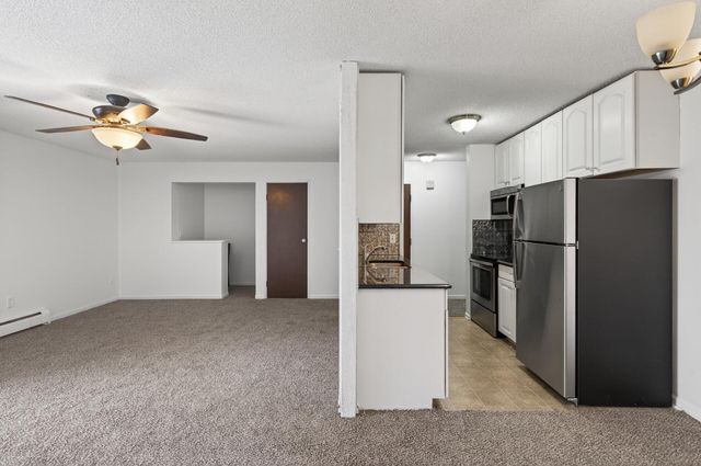 12930 Nicollet Avenue 201, Burnsville, MN 55337