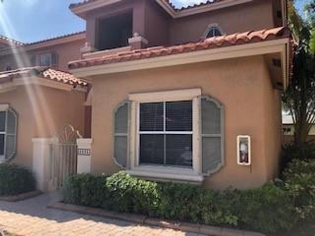 4965 Leeward Lane, Dania Beach, FL 33312