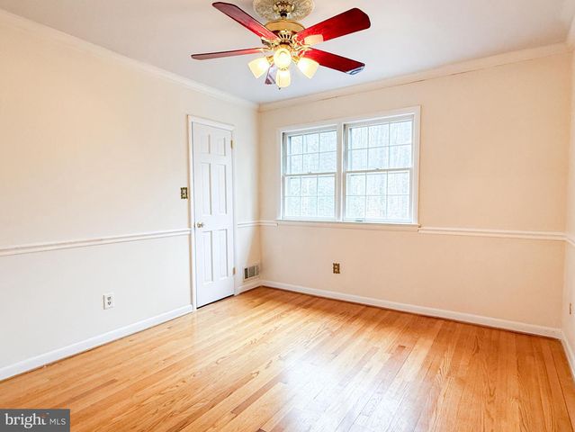 3106 HUNT RD, Oakton, VA 22124