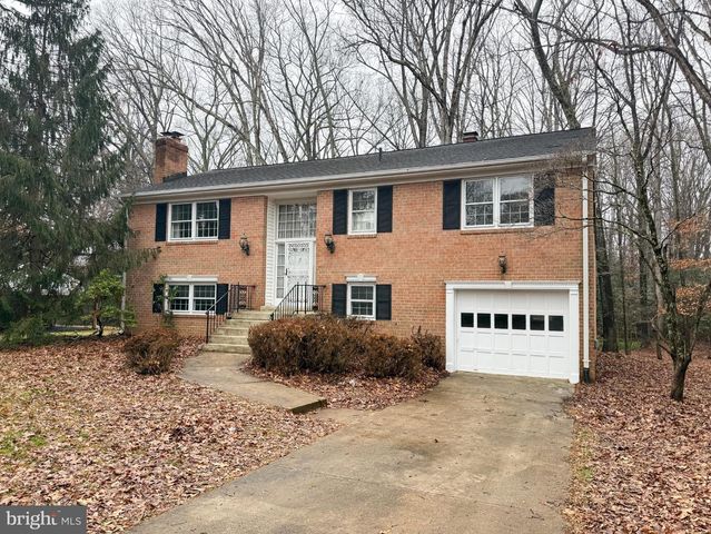 3106 HUNT RD, Oakton, VA 22124