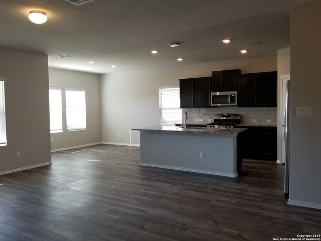 455 Agave Flats Dr, New Braunfels, TX 78130