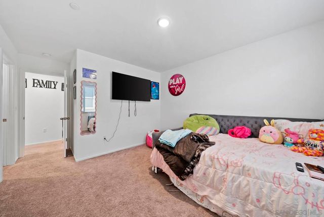 29566 Nini Ct, Winchester, CA 92596