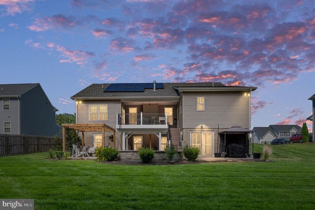5206 MULBERRY DR, Fredericksburg, VA 22407