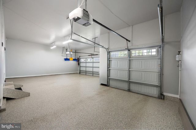 5206 MULBERRY DR, Fredericksburg, VA 22407