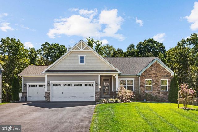 5206 MULBERRY DR, Fredericksburg, VA 22407