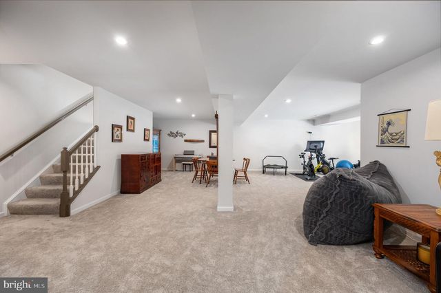 5206 MULBERRY DR, Fredericksburg, VA 22407