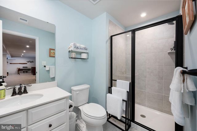5206 MULBERRY DR, Fredericksburg, VA 22407