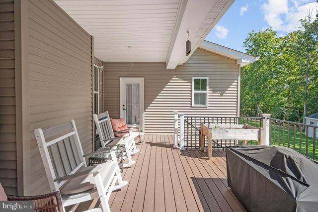 5206 MULBERRY DR, Fredericksburg, VA 22407
