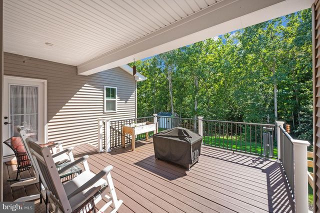 5206 MULBERRY DR, Fredericksburg, VA 22407