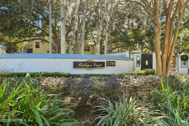13700 RICHMOND PARK Drive N 1207, Jacksonville, FL 32224