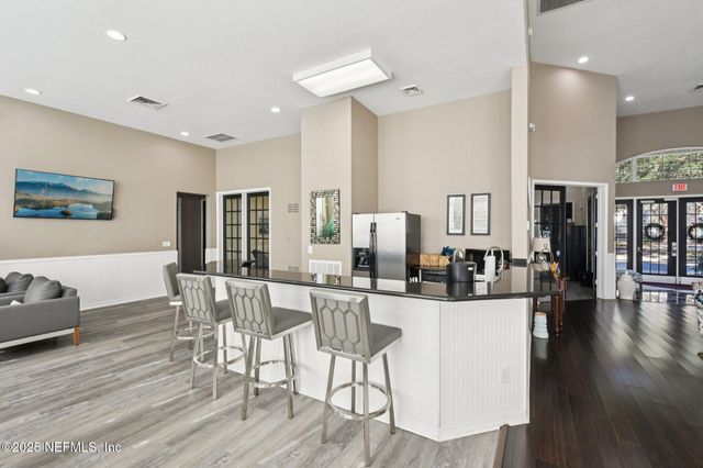 13700 RICHMOND PARK Drive N 1207, Jacksonville, FL 32224