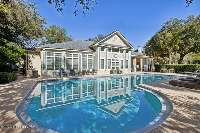 13700 RICHMOND PARK Drive N 1207, Jacksonville, FL 32224