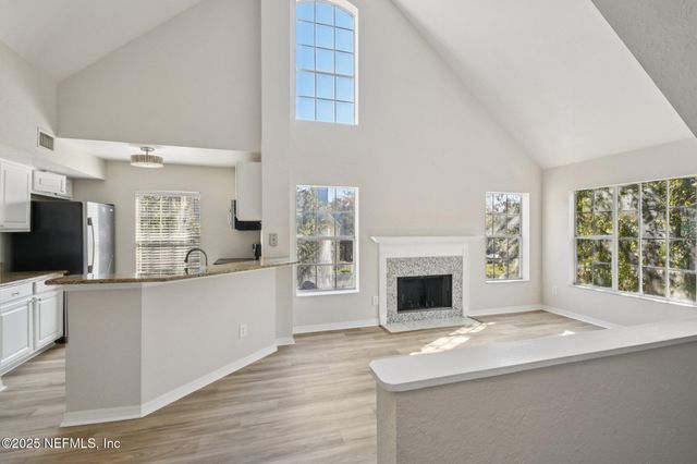 13700 RICHMOND PARK Drive N 1207, Jacksonville, FL 32224