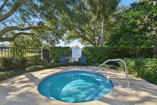 13700 RICHMOND PARK Drive N 1207, Jacksonville, FL 32224