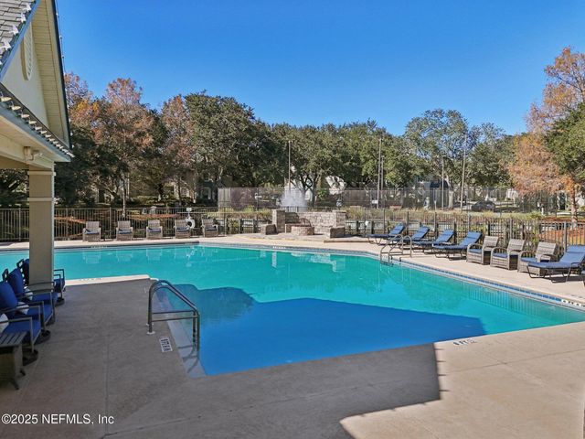 13700 RICHMOND PARK Drive N 1207, Jacksonville, FL 32224