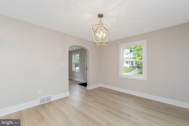 516 BETTLEWOOD AVE, Collingswood, NJ 08108