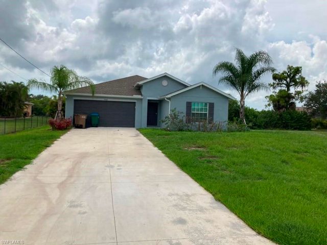 1908 NW 26th PL, Cape Coral, FL 33993