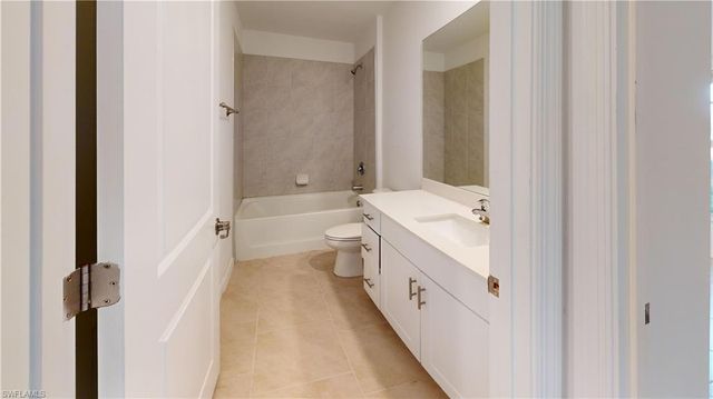 1908 NW 26th PL, Cape Coral, FL 33993