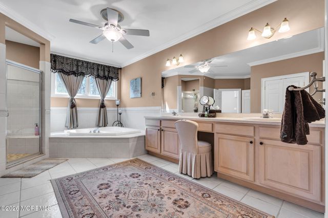 2281 Clover Hill Lane, Toms River, NJ 08755