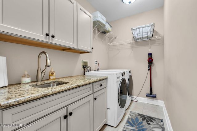 2281 Clover Hill Lane, Toms River, NJ 08755
