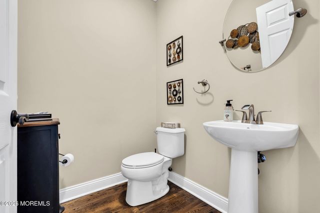 2281 Clover Hill Lane, Toms River, NJ 08755