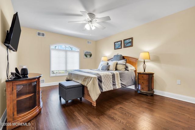 2281 Clover Hill Lane, Toms River, NJ 08755