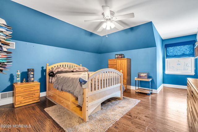 2281 Clover Hill Lane, Toms River, NJ 08755