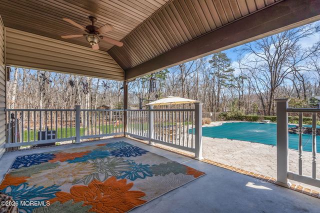 2281 Clover Hill Lane, Toms River, NJ 08755
