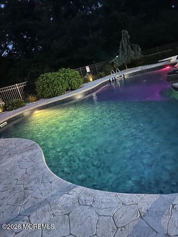 2281 Clover Hill Lane, Toms River, NJ 08755