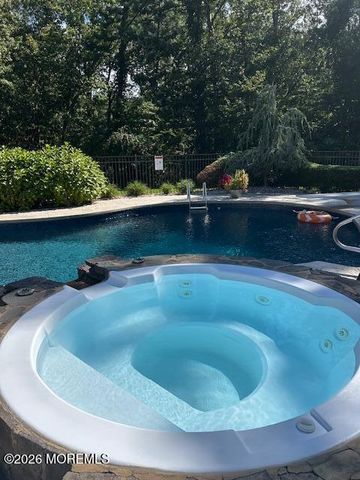 2281 Clover Hill Lane, Toms River, NJ 08755